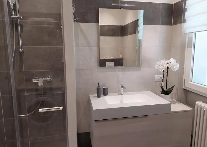 Perla Del * دومازو